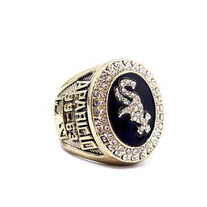 2005   baseball ring